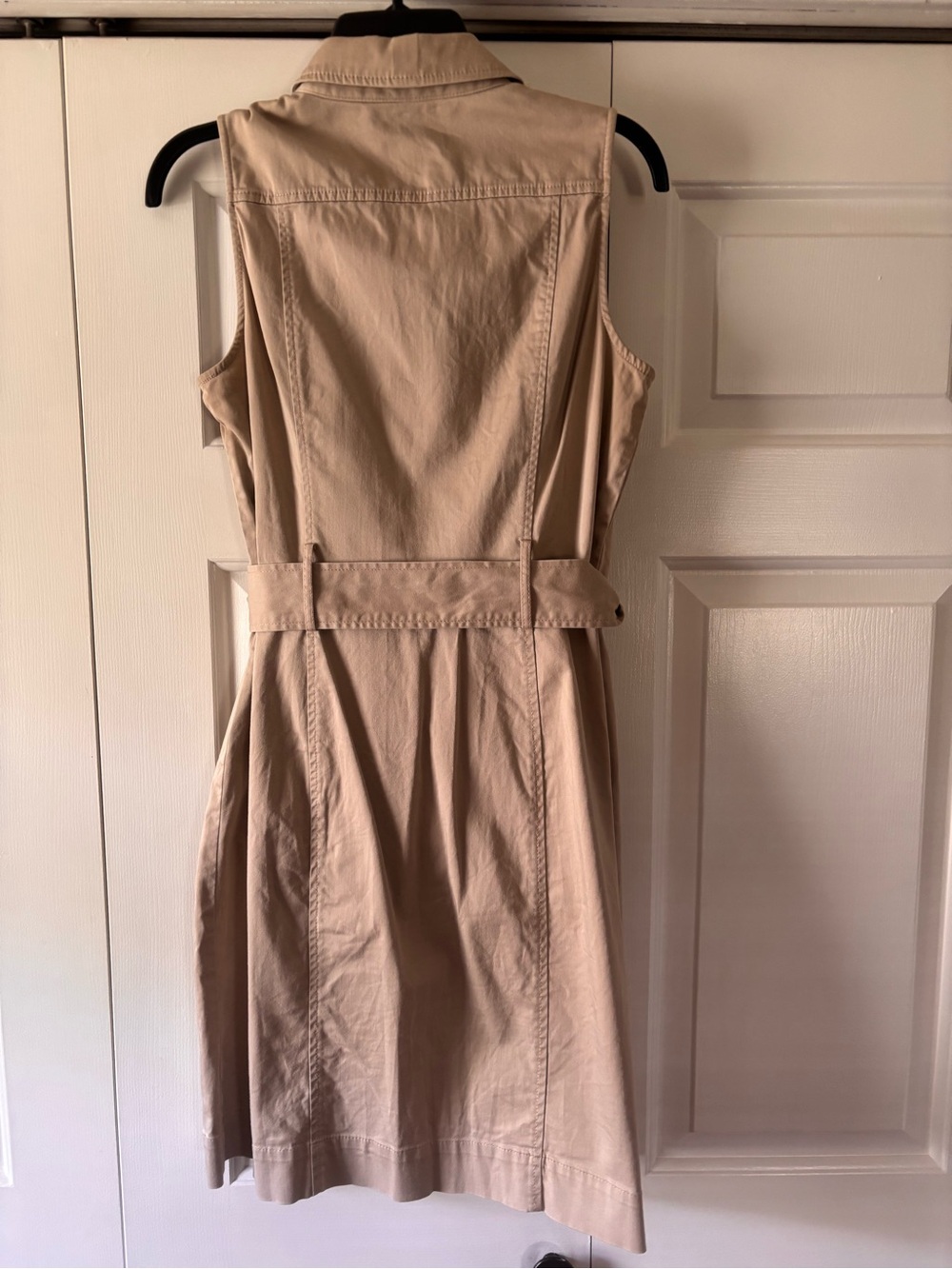 EUC Banana Republic Sleeveless Trench Dress in Beige - Size 4 - Picture 2 of 7